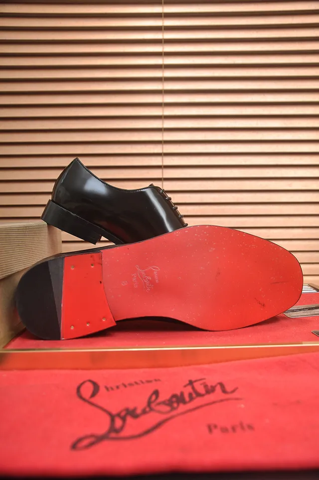 Christian Louboutin Chaussures Oxford à embout cap-toe noir poli 3