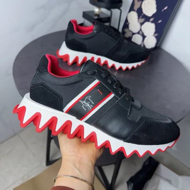 Christian Louboutin sneakers noir rouge sculpté semelle ondulée cuir daim partie supérieure sneakers chunky 2