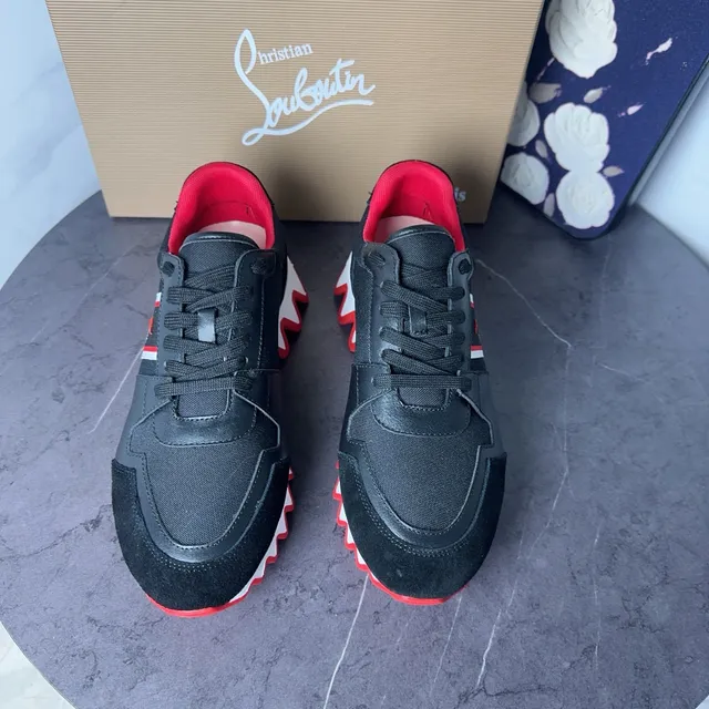 Christian Louboutin sneakers noir rouge sculpté semelle ondulée cuir daim partie supérieure sneakers chunky 4