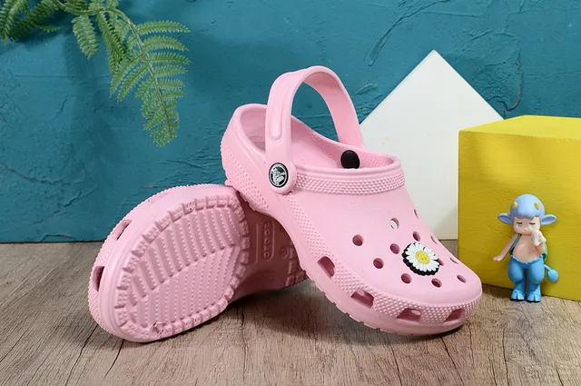 Crocs Classic Clog Vert Citron Sabots Enfants 6