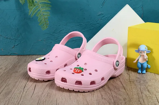 Crocs Classic Clog Vert Citron Sabots Enfants 8