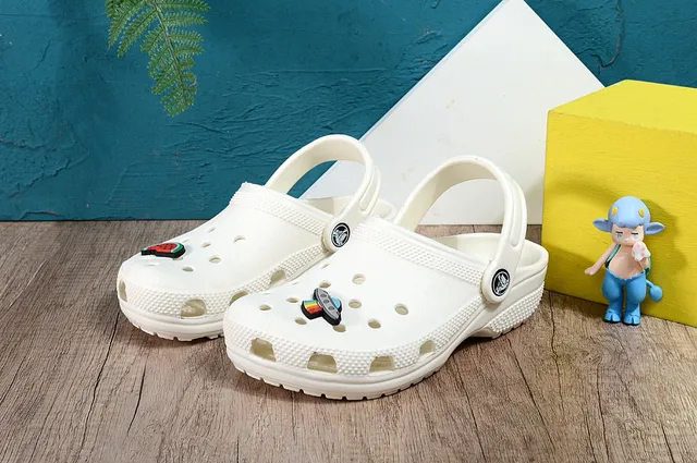 Crocs Classic Clog Vert Citron Sabots Enfants 13