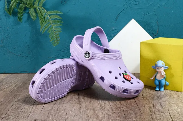 Crocs Classic Clog Vert Citron Sabots Enfants 18
