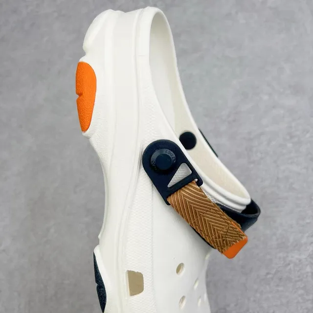 Crocs Echo Clog أبيض برتقالي بني أسود Clog 5