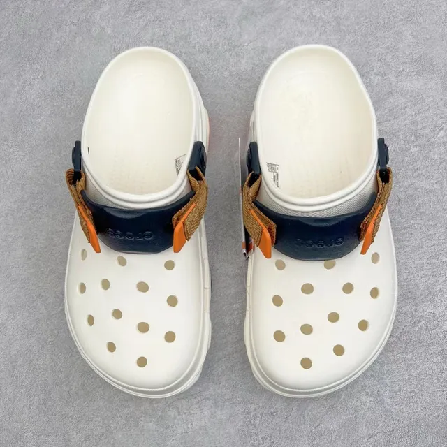 Crocs Echo Clog أبيض برتقالي بني أسود Clog 9