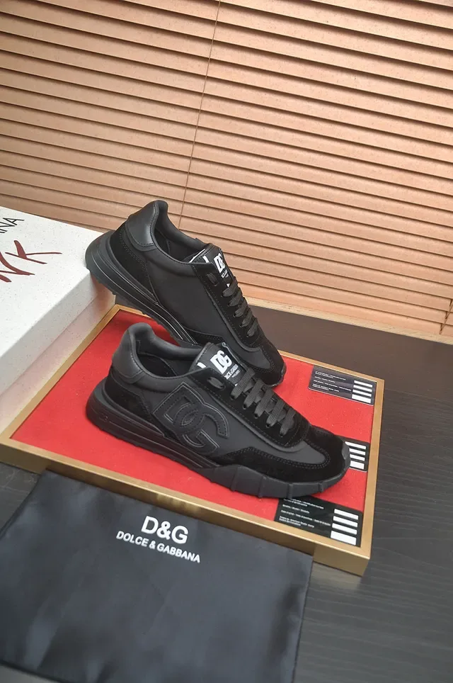 DC Shoes Black Monochrome Suede And Synthetic Overlay Lifestyle Sneakers 6