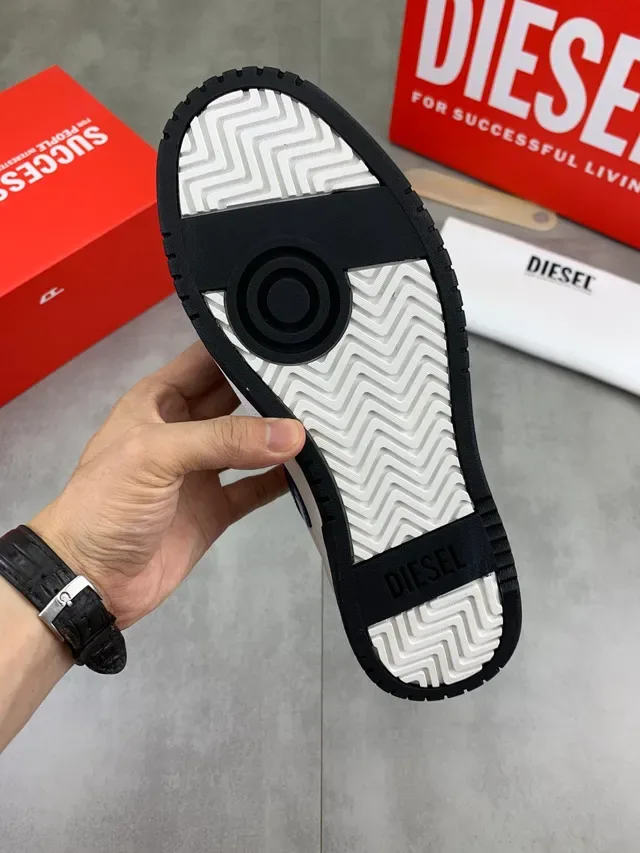 Diesel Blue White Bold Color-Blocked Perforated Toe Cap Sneakers 2