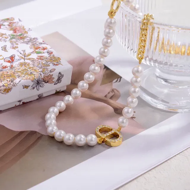 Dior Addict قلادة سلسلة كيرب ذهب أبيض لؤلؤ 6