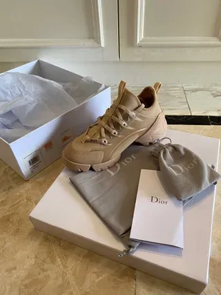 Dior B23 Beige Lifestyle Sneakers 2