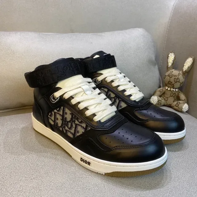 Dior B23 Black and Beige Monogram High-Top Lifestyle Sneakers 2