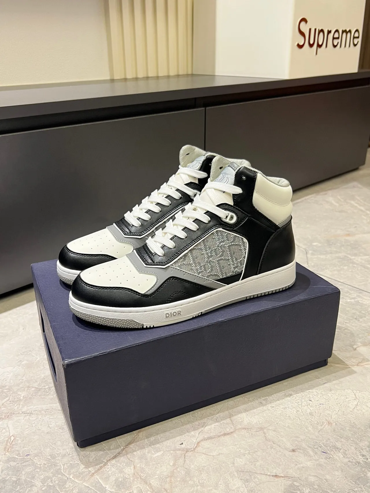 Dior B23 Black White High-Top Monogram Panel Lifestyle Sneakers 4