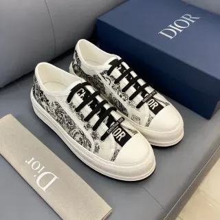 Dior B23 Graphic Print White and Black Lifestyle Sneakers
