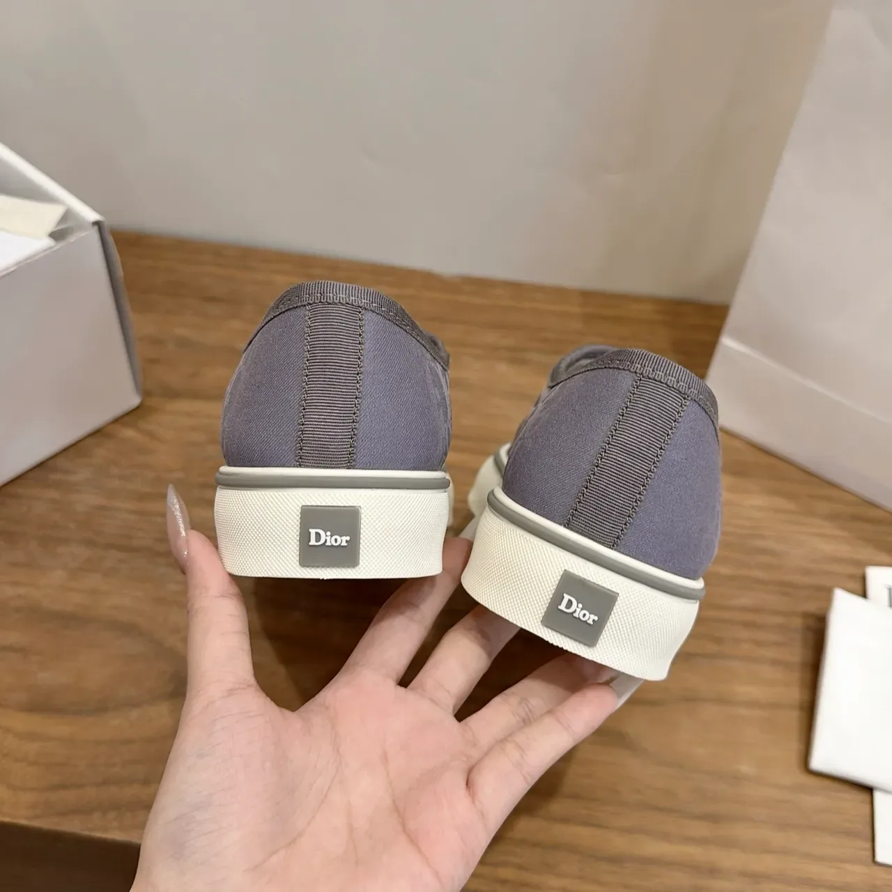 Dior B23 رمادي Monogram Canvas أحذية رياضية أسلوب حياة 2
