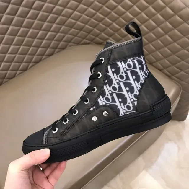 Dior B23 Monogram Black and White Lifestyle Sneakers 2
