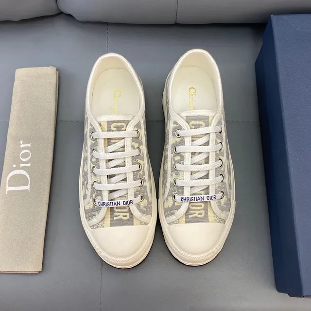 Dior B23 Oblique Monogram White Gray Lifestyle Sneakers 2