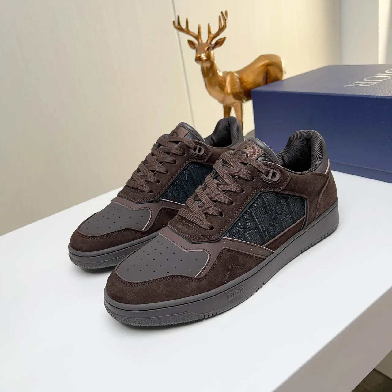 Dior B27 أحذية رياضية بني وأسود من مواد مختلطة أسلوب حياة 4
