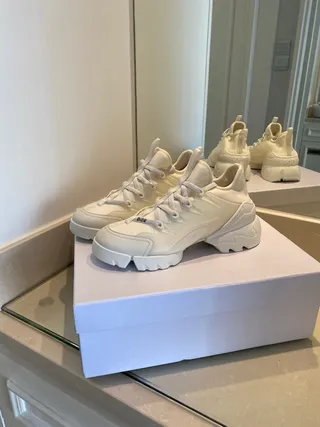 Dior B27 Off-White Chunky Sneakers 7