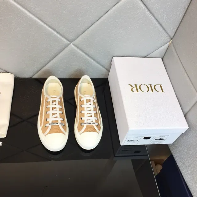 Dior Beige White Canvas Upper Rubber Sole Lifestyle Sneakers 6