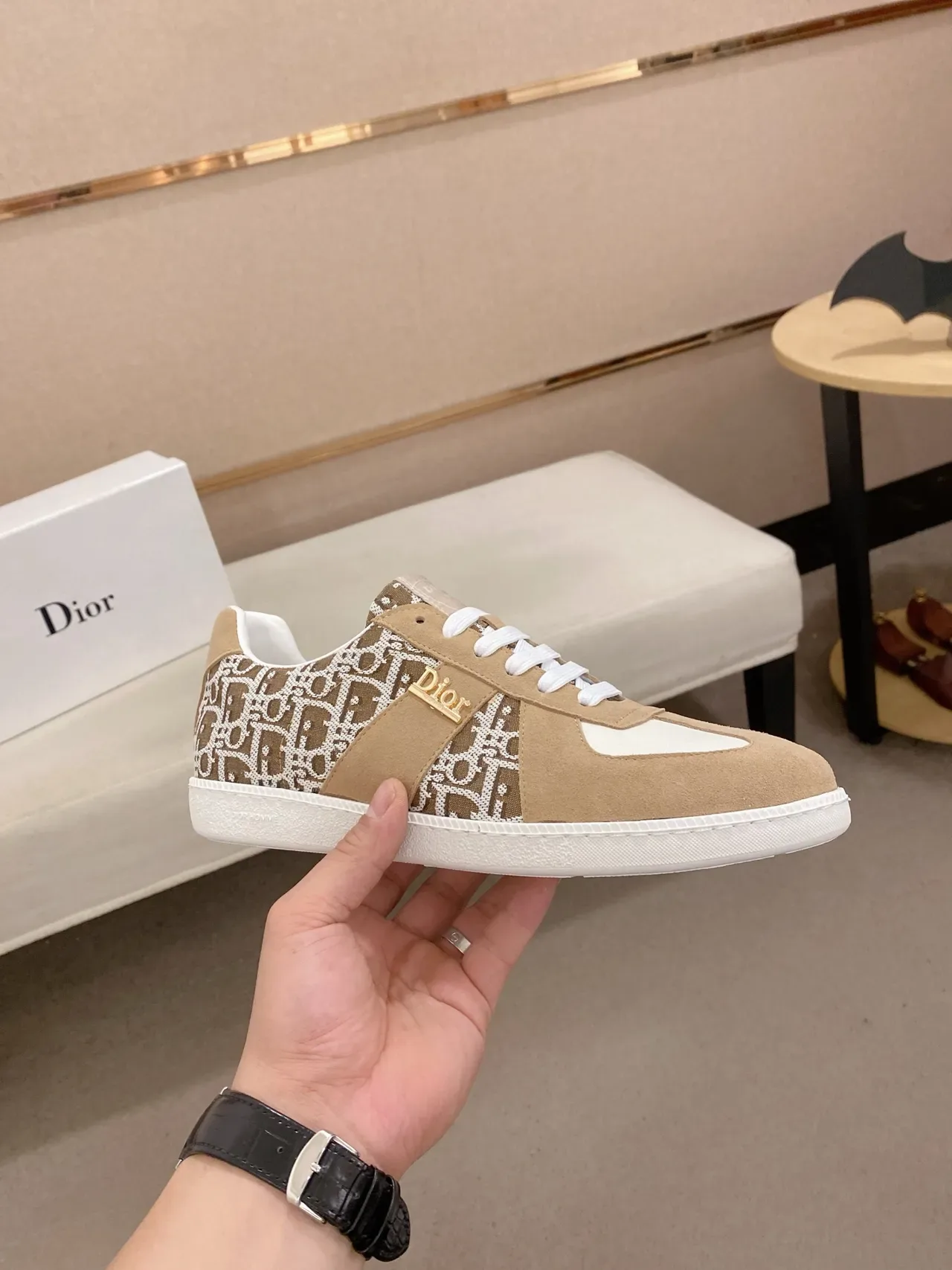 Dior بيج أبيض مونوغرام مطبوع نسيج سويد طبقات سينيكرز لايف ستايل 4