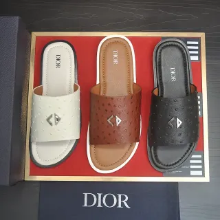 Dior काला सफेद ऑस्ट्रिच टेक्स्चर्ड चमड़ा एक पट्टी स्लाइड स्लिपर्स