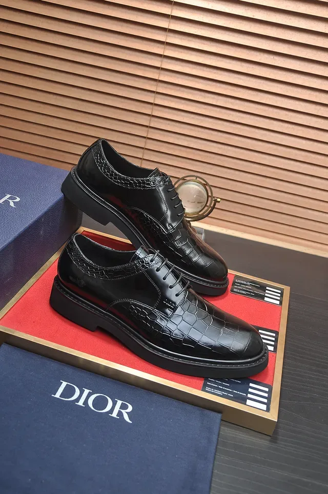 Dior Chaussures Oxford en Cuir Patent Embossed Croc 4