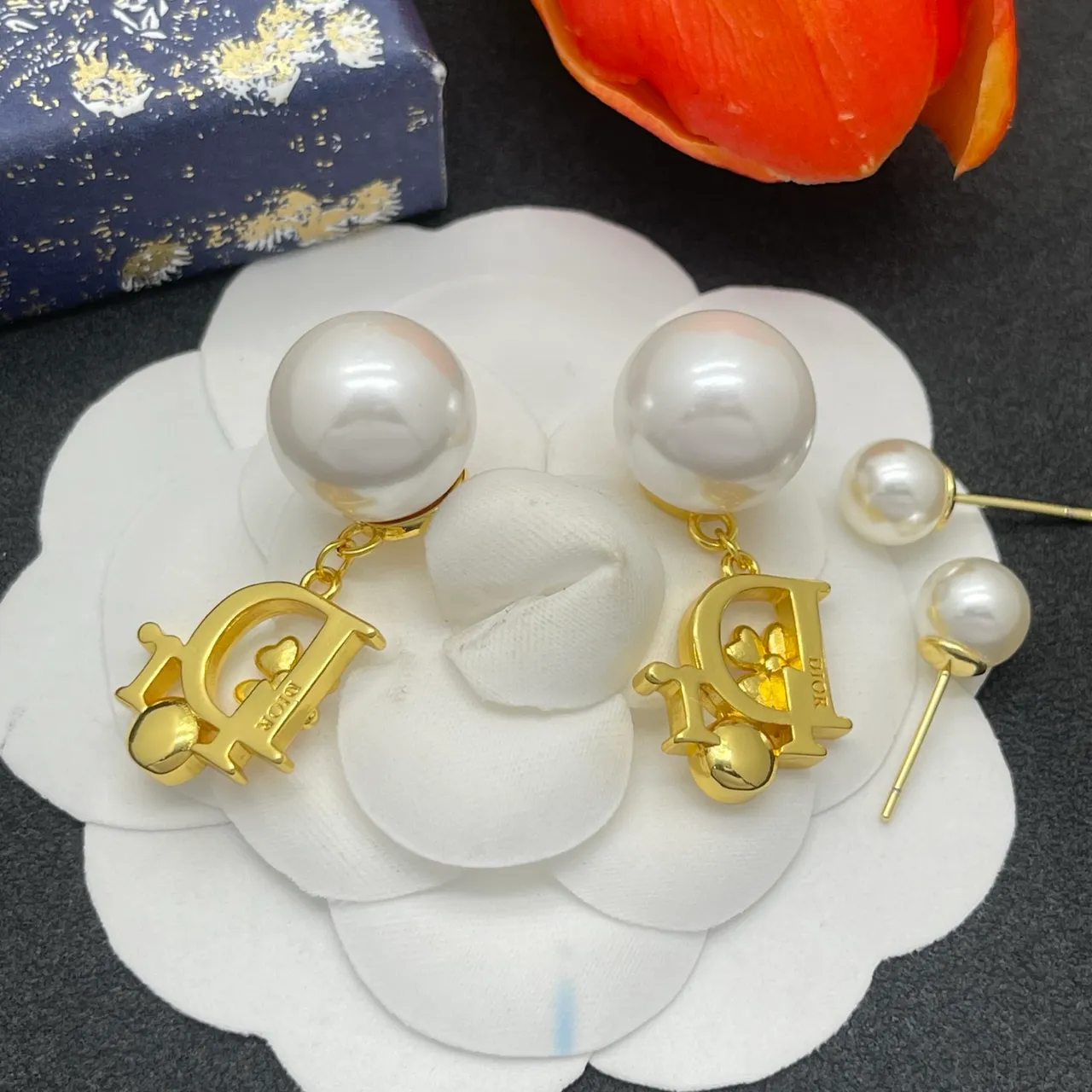 Dior Gold Pink Metal Pearl Stud Earrings 3