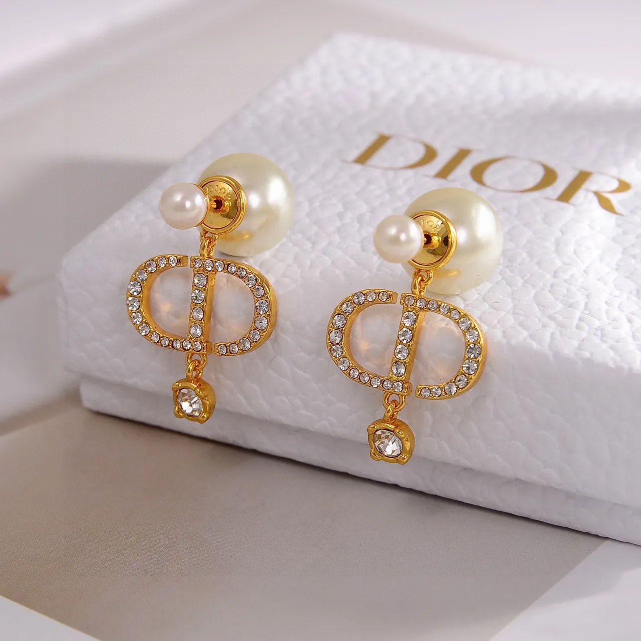 Dior Gold White Metal Pearl Stud Earrings 3