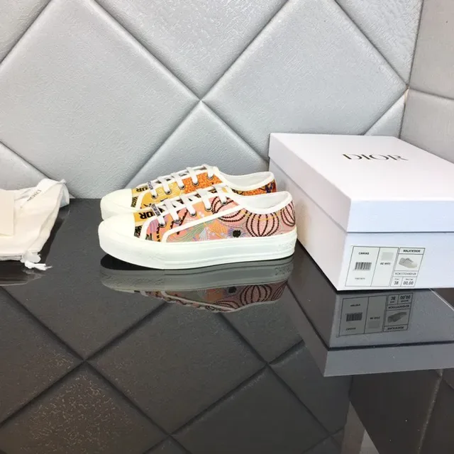 Dior Graphic-Print White Lifestyle Sneakers 4