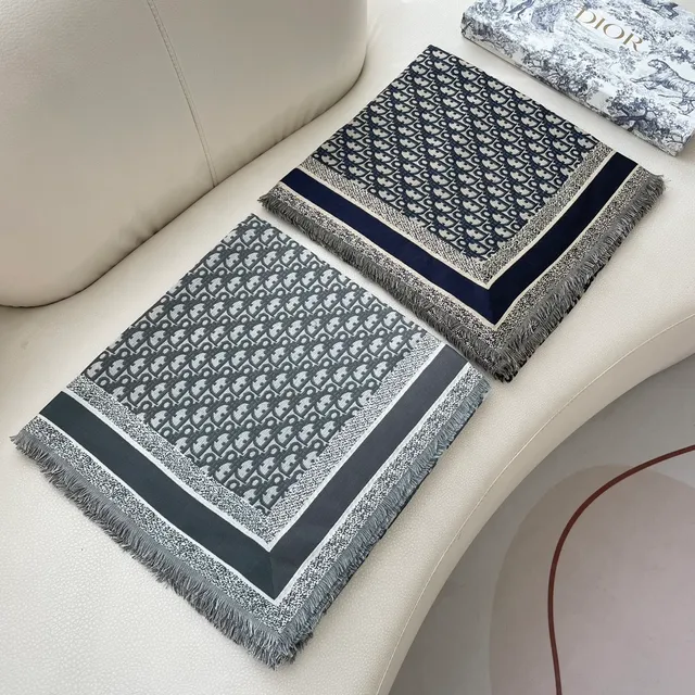 Dior Gray and Cream Geometric Jacquard Fringed Shawl 3