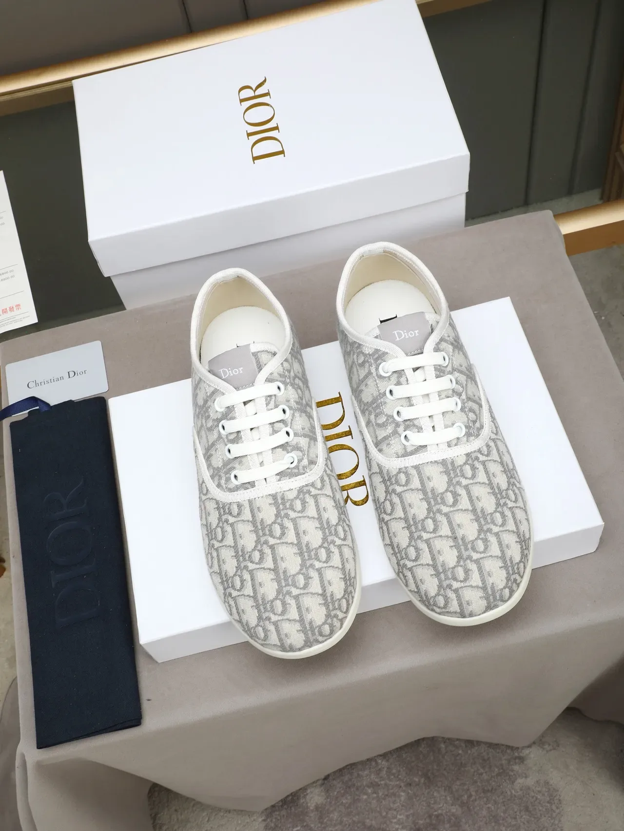 Dior Monogram Jacquard Gris et Blanc Low-Top à Lacets Lifestyle Sneakers 2