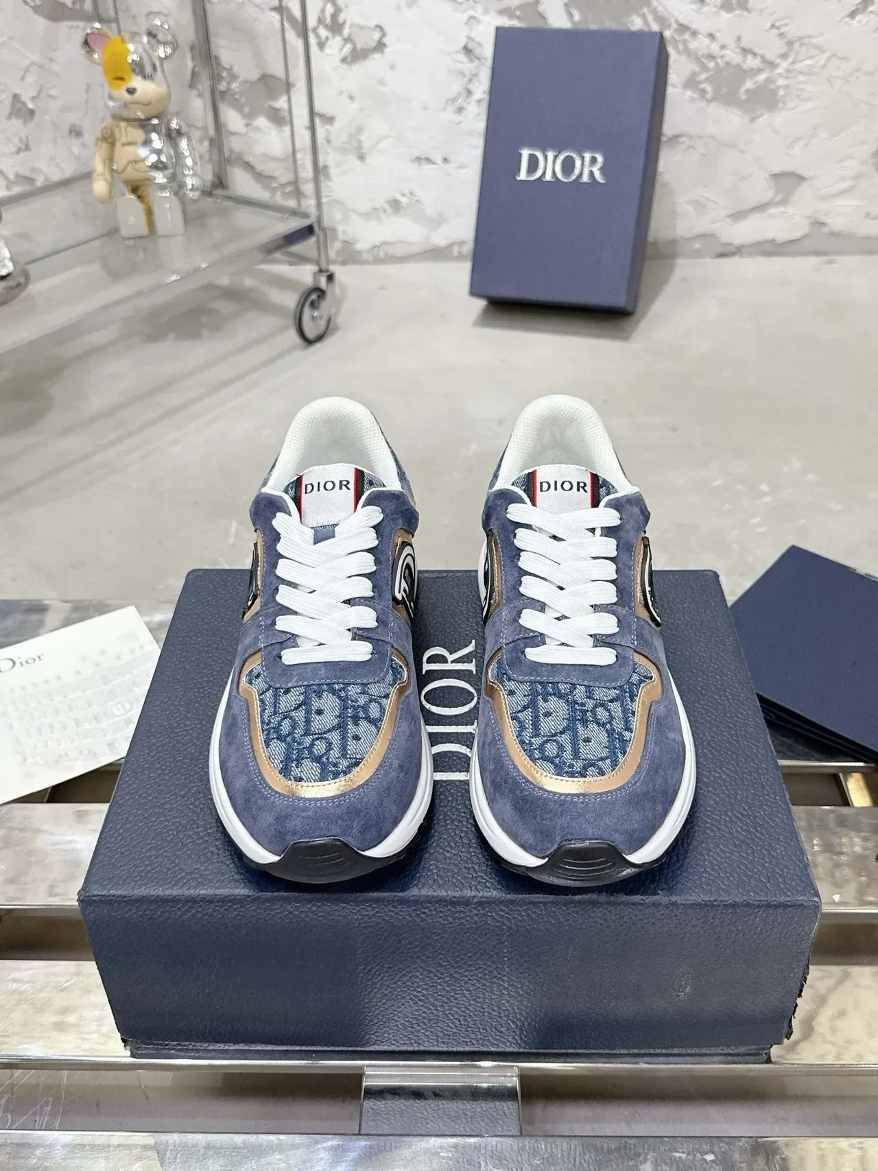 Dior أحذية رياضية أسلوب الحياة من سويدي أزرق بحري وذهبي وأزرق مع زينة جاكار معدنية 8