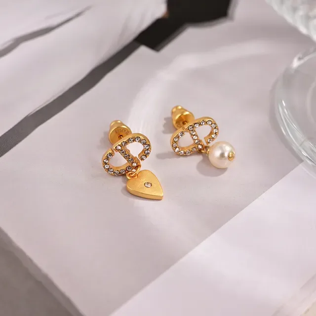 Dior Petit CD Lucky Charms गोल्ड-टोन असममित चार्म इयररिंग्स 2