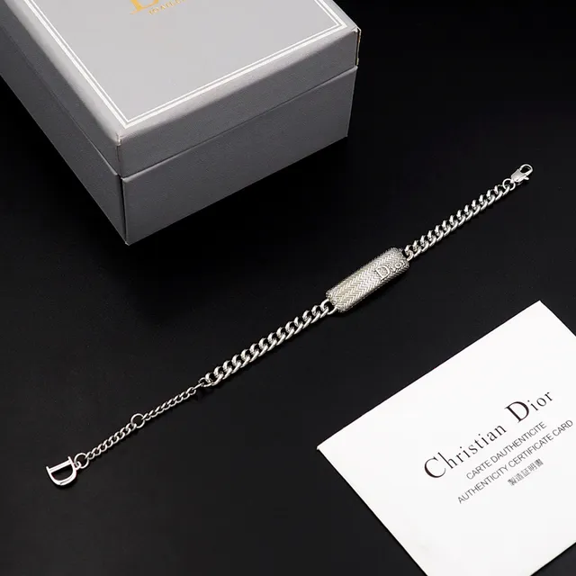 Dior Silver Curb-Link Chain Engraved Chevron-Textured Bar Bracelet 7