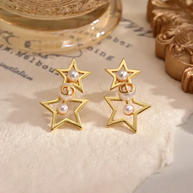 Dior Star Motif Pearl Stud Earrings 2