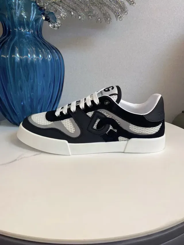 Dolce & Gabbana NS1 Noir Blanc Maille Et Daim Panéling Prominent DG Superposition De Monogramme Chaussures Lifestyle 6