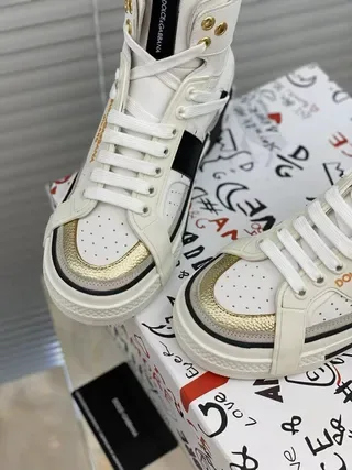 Dolce & Gabbana Portofino Brancos Pretos Dourados Tênis Lifestyle 3