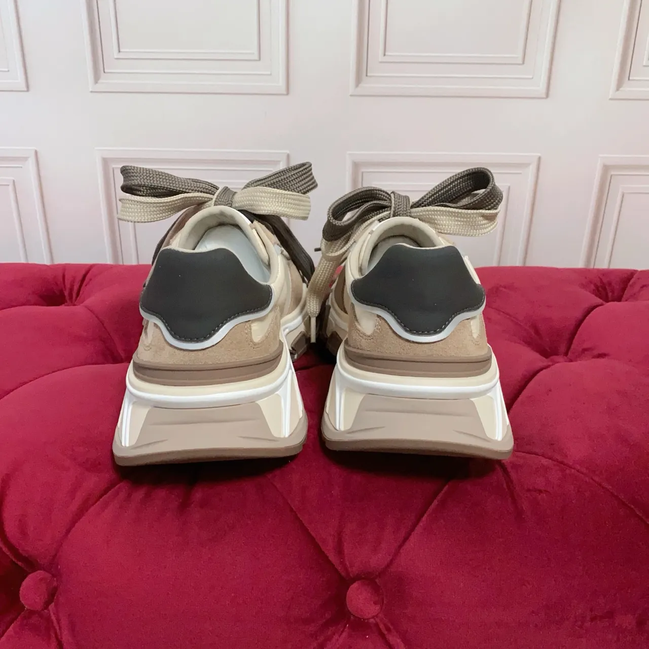 Dolce & Gabbana B27 Zapatillas chunky beige y tan 2