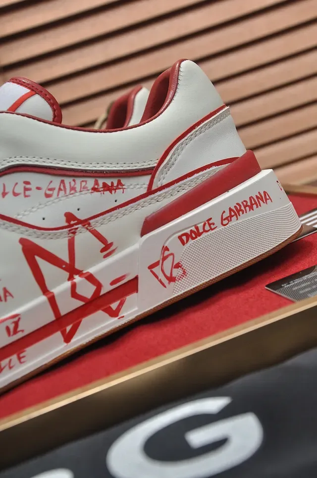 Dolce & Gabbana 白色红色低帮平台Graffiti印花皮革生活方式运动鞋 2