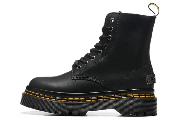 Dr. Martens 1460 Botas de cuero negro suave costura amarilla Martin 3