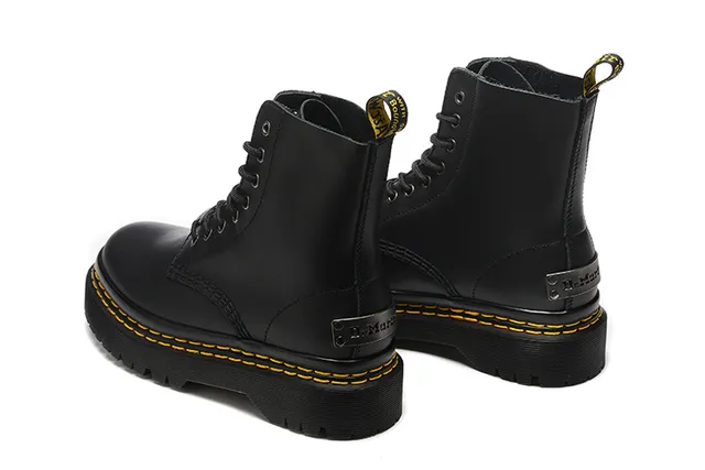 Dr. Martens 1460 Botas de cuero negro suave costura amarilla Martin 6