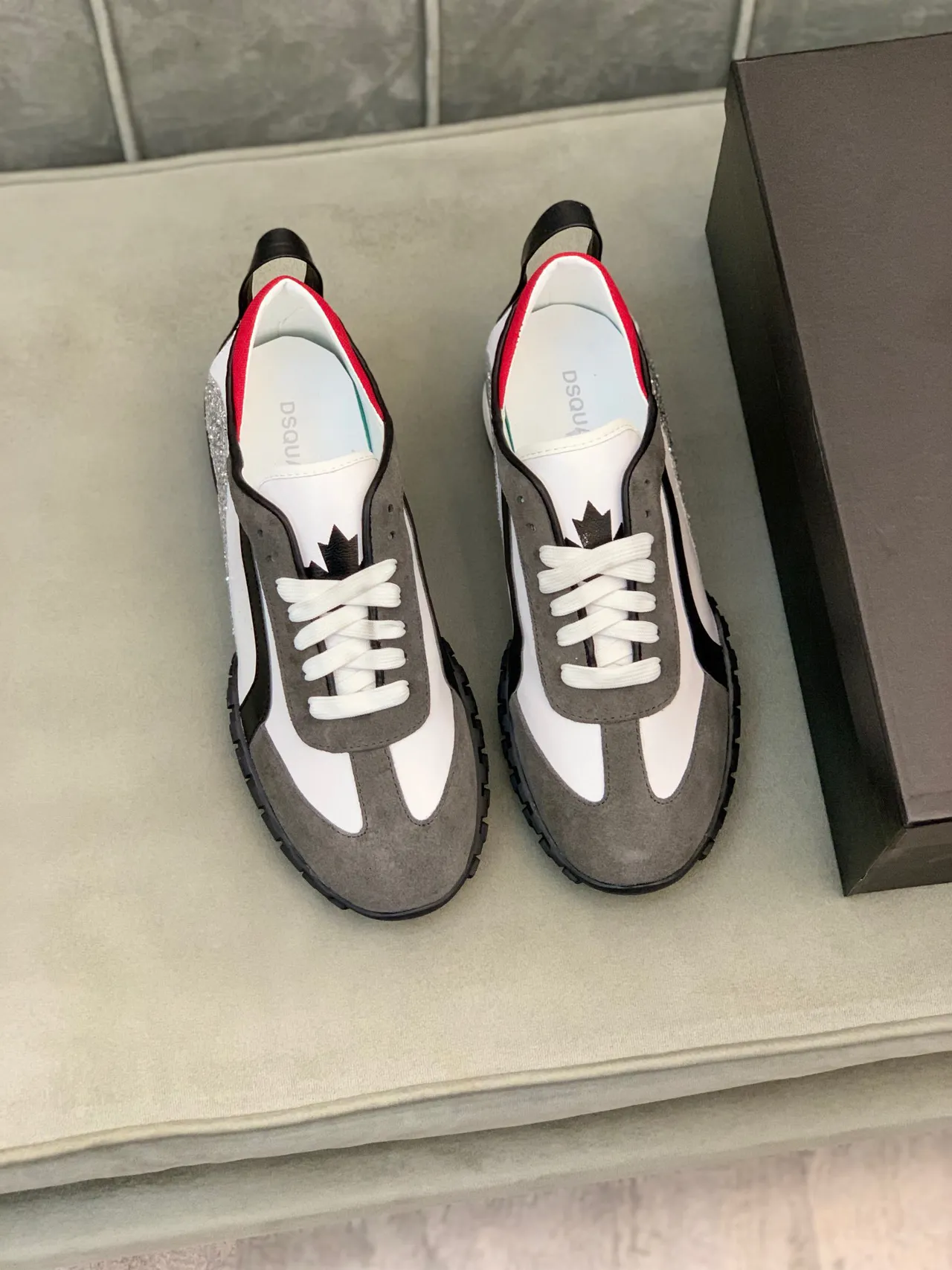 Dsquared2 ICON شرائط لامعة أبيض رمادي أحمر أحذية رياضية نمط حياة 7