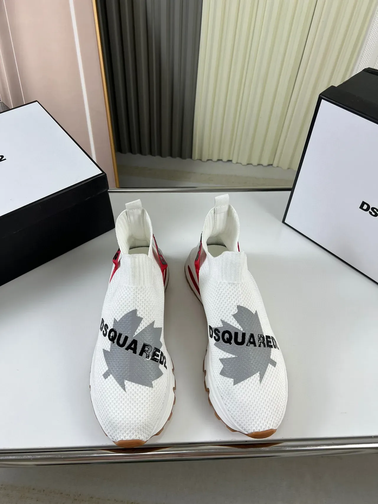 Dsquared2 ICON সাদা লাল গাম লাইফস্টাইল স্নিকার্স 9