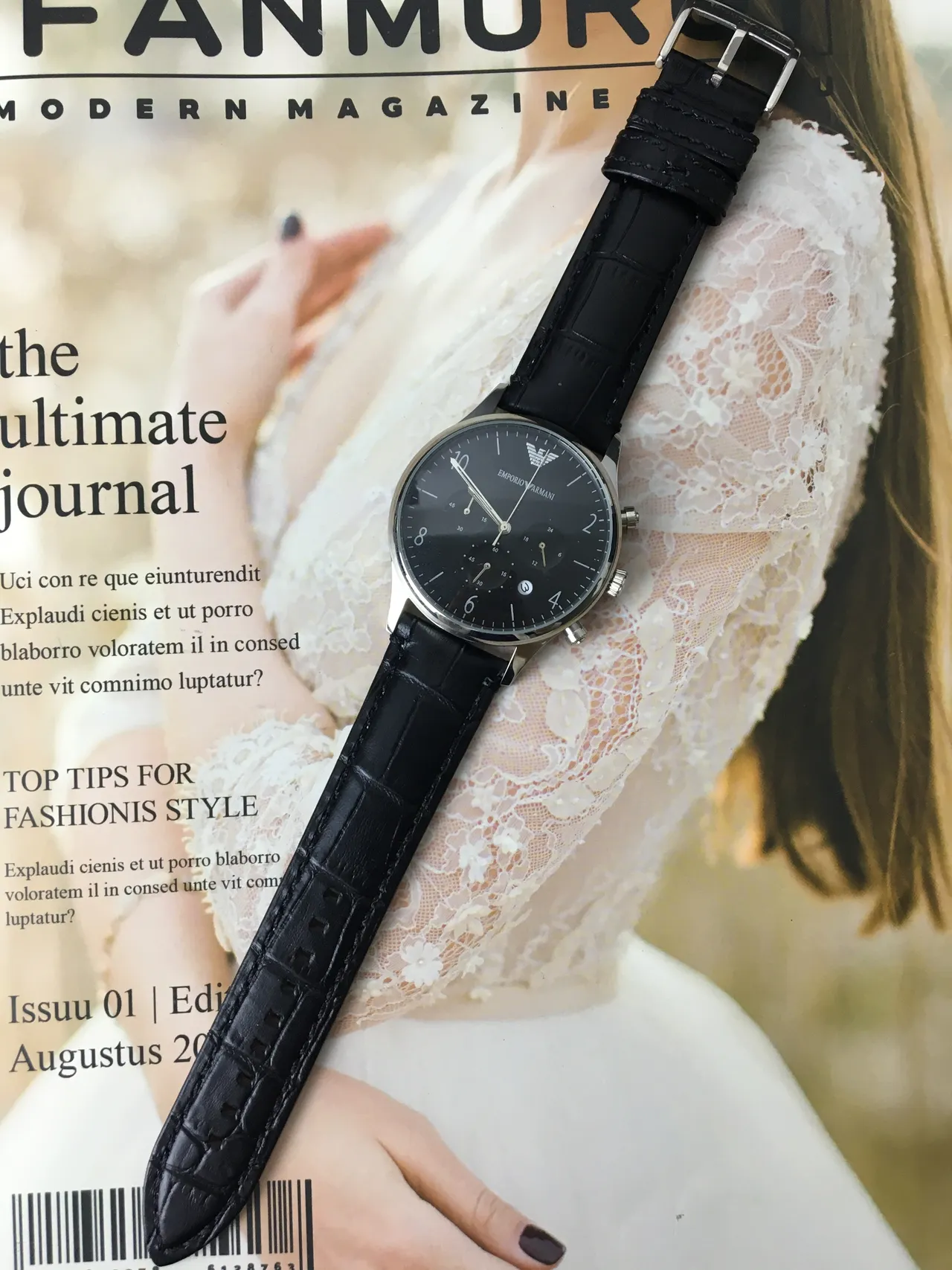 Emporio Armani Montre Chronographe Classique Cadran Noir Tono Argenté Mécanique 8