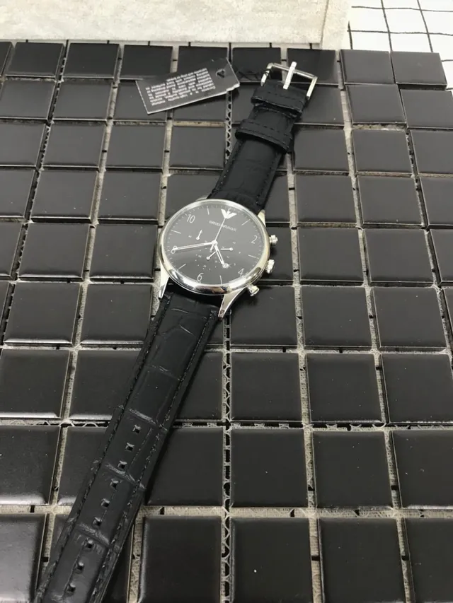 Emporio Armani Montre Chronographe Classique Cadran Noir Tono Argenté Mécanique 13