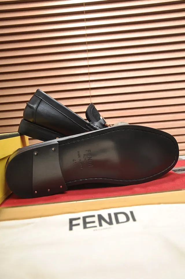 Fendi Noir Doré Cuir Pequin Weave Panel Mocassin 3