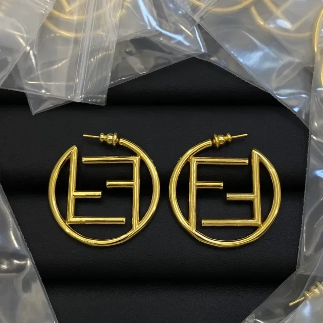 Boucles d'oreilles Fendi FF Créoles Argent Géométriques Monogram Silhouette 2