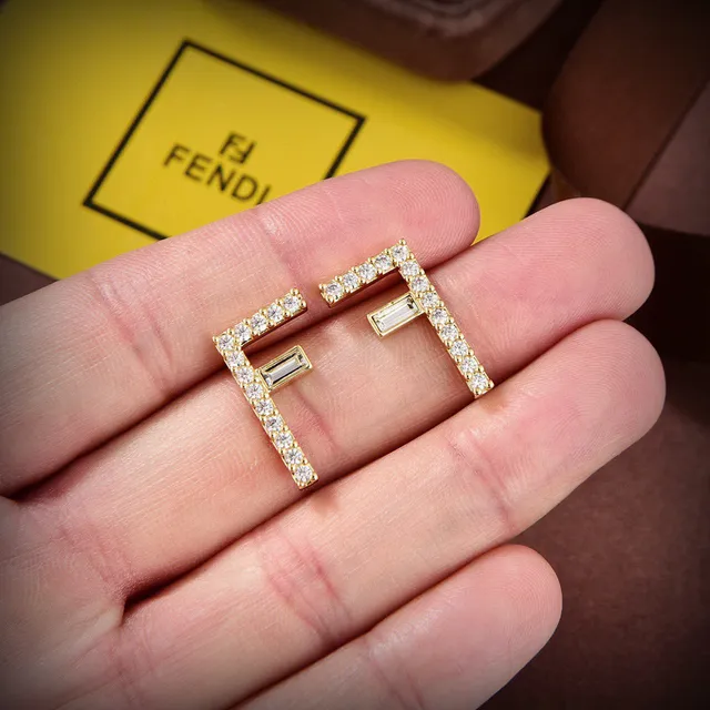 Fendi FF Monogram Pavé Crystal Gold-Tone aretes con tachuelas 2