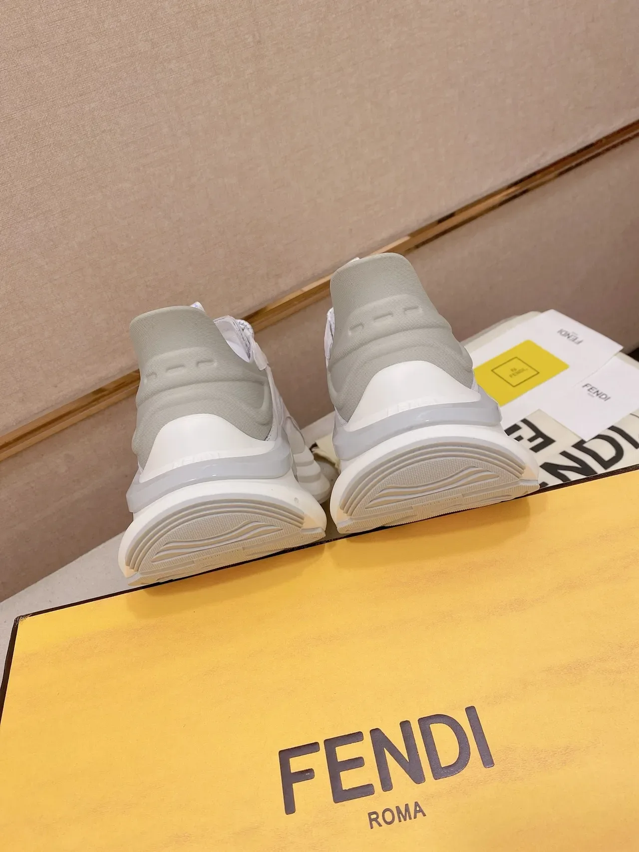 Fendi First Chaussures Chunky Beige Gris Semelle Layered Upper Synthétique-Mesh 3