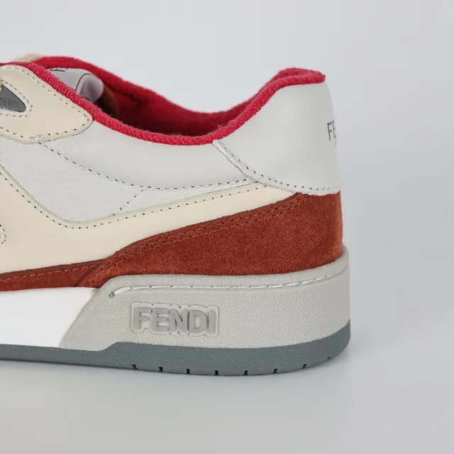 Sneakers Lifestyle Fendi Rouge Beige Daim et Cuir Layered Overlay Abstrait Inspiré du FF Lifestyle Sneakers 4