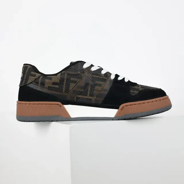 Fendi Monogram Chaussures Lifestyle en Suède 7